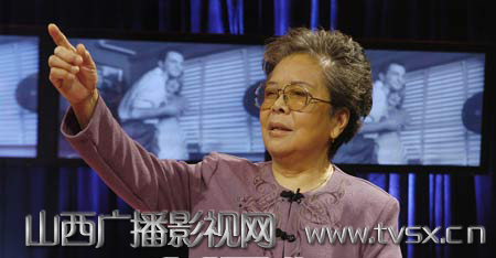 李梓